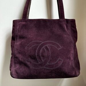 😍 Stunning CHANEL Authentic Suede Dark Plum Tote Shoulder Bag